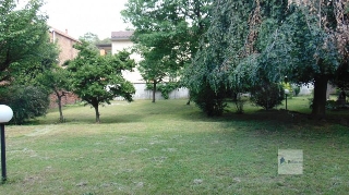 zoom immagine (Casa singola 260 mq, soggiorno, più di 3 camere, zona Turbigo - Centro)