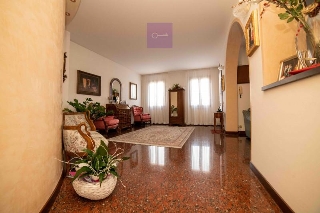 zoom immagine (Casa a schiera 150 mq, soggiorno, 3 camere, zona Galzignano Terme - Centro)