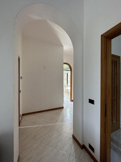 zoom immagine (Appartamento 140 mq, soggiorno, 2 camere, zona San Felice Sul Panaro - Centro)