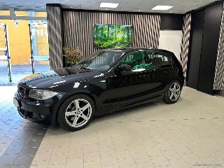 zoom immagine (BMW 130i 5p. Msport)