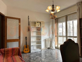 zoom immagine (Appartamento 86 mq, 2 camere, zona Savonarola)