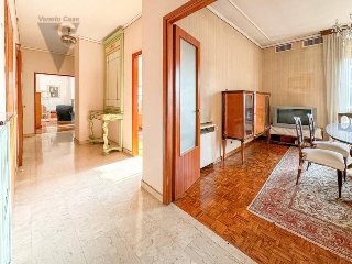 zoom immagine (Appartamento 160 mq, soggiorno, 3 camere, zona Ponte di Brenta)