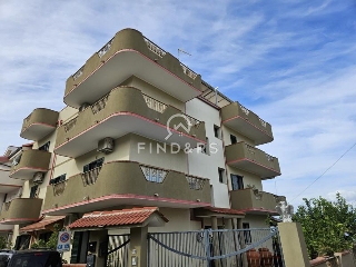zoom immagine (Appartamento 166 mq, soggiorno, 3 camere, zona Pellaro)