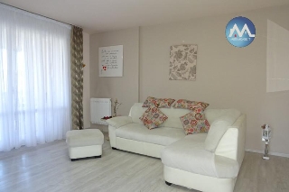 zoom immagine (Appartamento 80 mq, soggiorno, 2 camere, zona Villa San Martino)