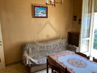 zoom immagine (Appartamento 70 mq, soggiorno, 2 camere, zona Vigevano)