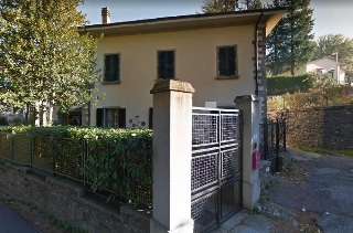 zoom immagine (Appartamento 125 mq, soggiorno, 2 camere, zona Bivigliano)
