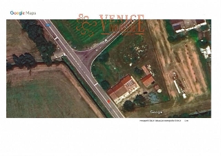 zoom immagine (Rustico 730 mq, soggiorno, 5 camere, zona Vaccarino)