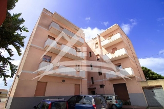zoom immagine (Appartamento 110 mq, soggiorno, 2 camere, zona Porto Torres)