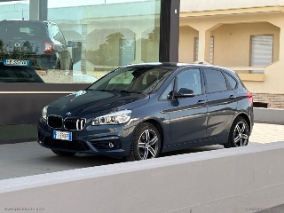 zoom immagine (BMW 218d Active Tourer Sport AUT.)