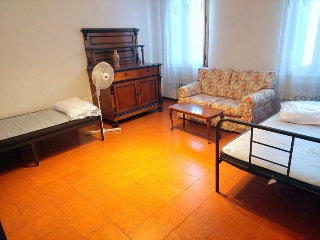 zoom immagine (Appartamento 102 mq, soggiorno, 2 camere, zona Facciolati)