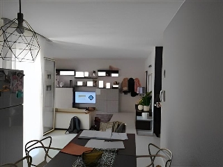 zoom immagine (Appartamento 136 mq, soggiorno, 2 camere, zona Vittoria)