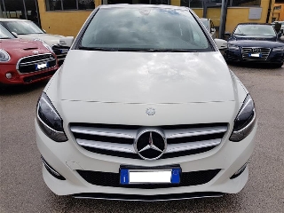 zoom immagine (Mercedes b 160 d business)